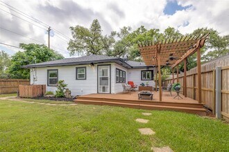 501 W 17th St in Houston, TX - Building Photo - Building Photo