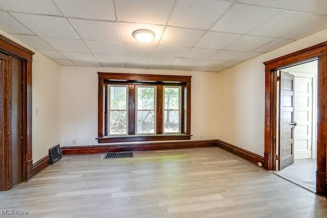 485 Allyn St in Akron, OH - Foto de edificio - Building Photo