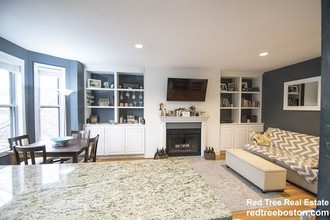 222 W Seventh St-Unit -Apt 3 in Boston, MA - Building Photo - Building Photo
