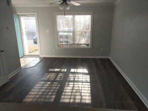 206 Springwood Dr in Jacksonville, NC - Building Photo - Building Photo