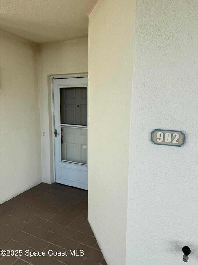 property at 5 Indian River Ave