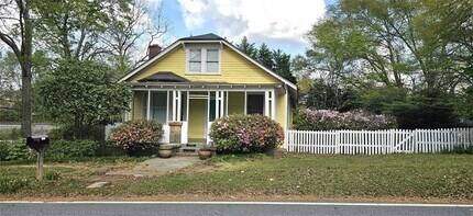 1047 Ridge Ave in Stone Mountain, GA - Building Photo - Building Photo