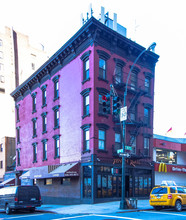 501 W 33rd St in New York, NY - Building Photo - Building Photo