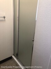 4781 N Polk Ave-Unit -146, 147, 148 in Fresno, CA - Foto de edificio - Building Photo