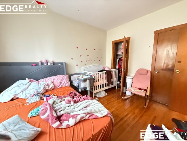 152 Strathmore Rd, Unit 1