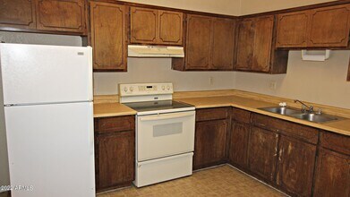 4650 E Caballero St-Unit -2 in Mesa, AZ - Building Photo - Building Photo