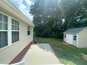 Room in House on Blueshot Ct in Charlotte, NC - Building Photo - Building Photo