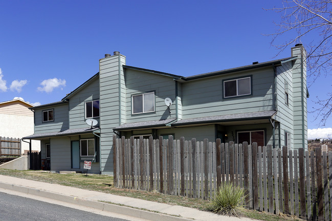 2460 Allegheny Dr in Colorado Springs, CO - Building Photo - Building Photo