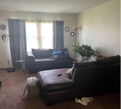 4220 Foxfire Ct in Toledo, OH - Foto de edificio - Building Photo