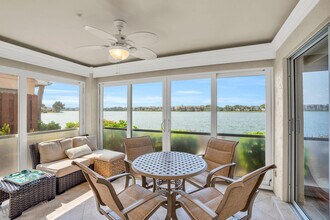 2516 Sailors Way in Naples, FL - Building Photo - Building Photo