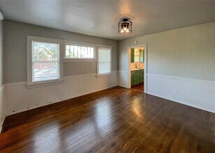 1808 N Robinson Ave in Oklahoma City, OK - Building Photo - Building Photo