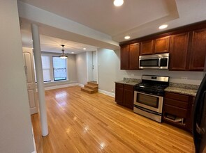 3925 W Altgeld St in Chicago, IL - Foto de edificio - Building Photo