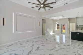 20 E Sabinal Ave in Hidalgo, TX - Building Photo - Building Photo