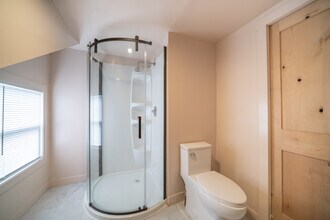 714 Villa St in Elgin, IL - Building Photo - Building Photo