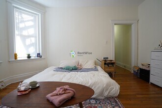 110 Warren St, Unit 15 in Boston, MA - Building Photo - Building Photo