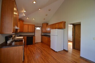 6015 Ursa Ln in Colorado Springs, CO - Building Photo - Building Photo