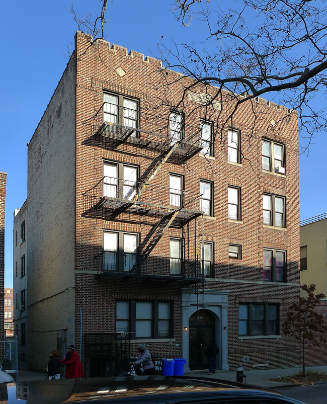 83-85 E 94th St in Brooklyn, NY - Foto de edificio - Building Photo