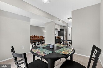 2063 Royal Fern Ct in Reston, VA - Building Photo - Building Photo