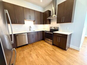 13 W Central St in Natick, MA - Building Photo - Building Photo