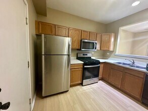 2307 Reflections Dr in Aurora, IL - Building Photo - Building Photo