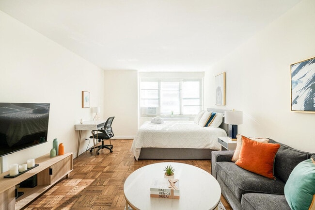 500 E 62nd St in New York, NY - Foto de edificio - Building Photo