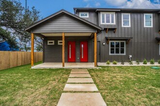1608 Saracen Rd in Austin, TX - Building Photo - Building Photo