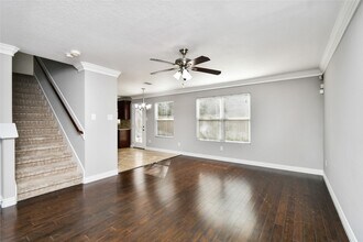 2851 Magnolia Hill Trail in Houston, TX - Foto de edificio - Building Photo