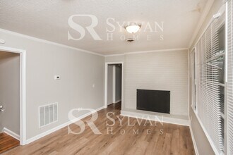 934 Mohegan Trail in West Columbia, SC - Building Photo - Building Photo