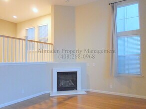 3109 Tuscolana Way in San Jose, CA - Building Photo - Building Photo