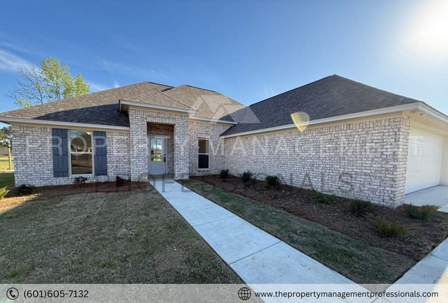 563 Patrick Farms Dr in Pearl, MS - Building Photo - Building Photo