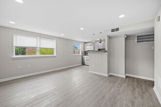 551 Avon St in Philadelphia, PA - Building Photo - Building Photo