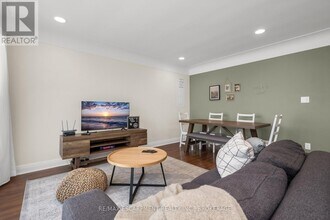 16 Golden Blvd E in Welland, ON - Building Photo - Building Photo