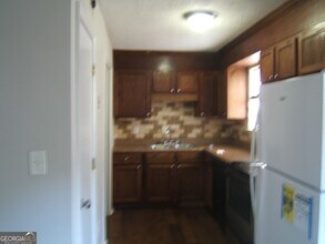 4701 Flat Shoals Rd, Unit G 51 in Union City, GA - Building Photo - Building Photo