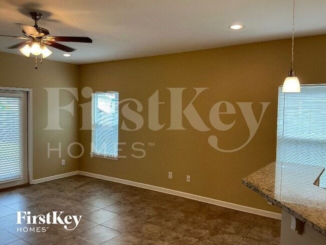 309 Waterstone Ln in Calera, AL - Building Photo - Building Photo