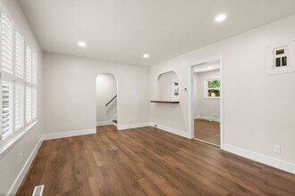 2720 N Oakridge Cir in North Charleston, SC - Building Photo - Building Photo