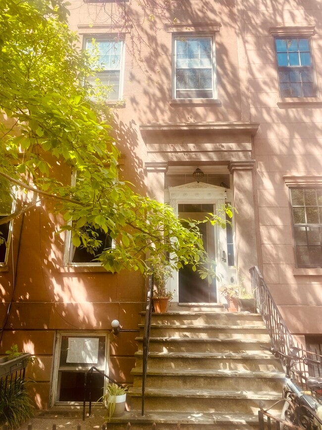 property at 72 Sussex St
