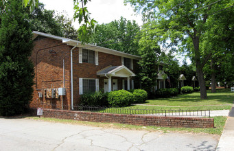 1744 Cambridge Ave in College Park, GA - Building Photo - Building Photo