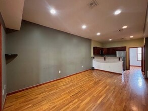 243 Pearsall Ave in Jersey City, NJ - Building Photo - Building Photo