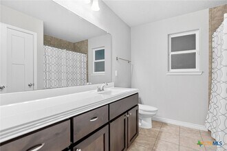 7002 Spirit Of The W Dr in Killeen, TX - Building Photo - Building Photo