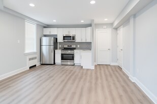 Riverside Estates Apartment Homes in Cranford, NJ - Building Photo