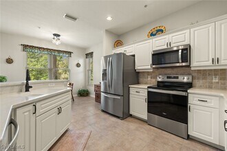 17486 Old Harmony Dr in Ft. Myers, FL - Building Photo - Building Photo