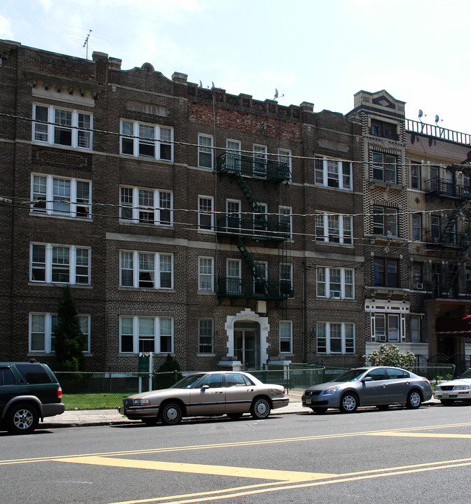 453 Mount Prospect Ave in Newark, NJ - Building Photo