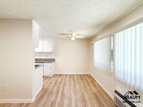 5461 Kester Ave in Los Angeles, CA - Building Photo - Building Photo