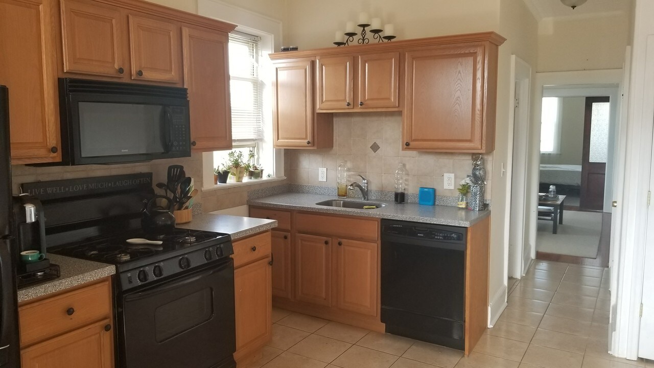 67 Bay St in Montclair, NJ - Building Photo