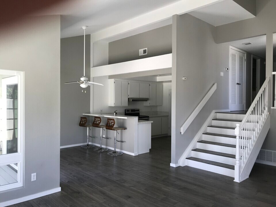 1837 Milbank Rd in Encinitas, CA - Building Photo