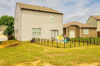 305 Thimbleberry Dr in Dawsonville, GA - Building Photo - Building Photo