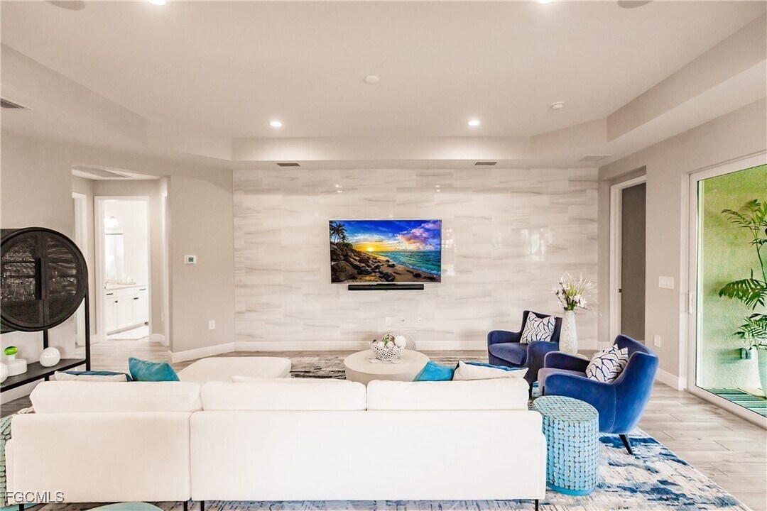 13523 Hideaway Preserve Ct in Ft. Myers, FL - Foto de edificio