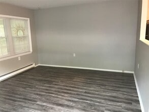163 Falmouth Ct in Ridge, NY - Building Photo - Building Photo