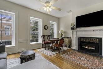 342 King St in Charleston, SC - Building Photo - Building Photo