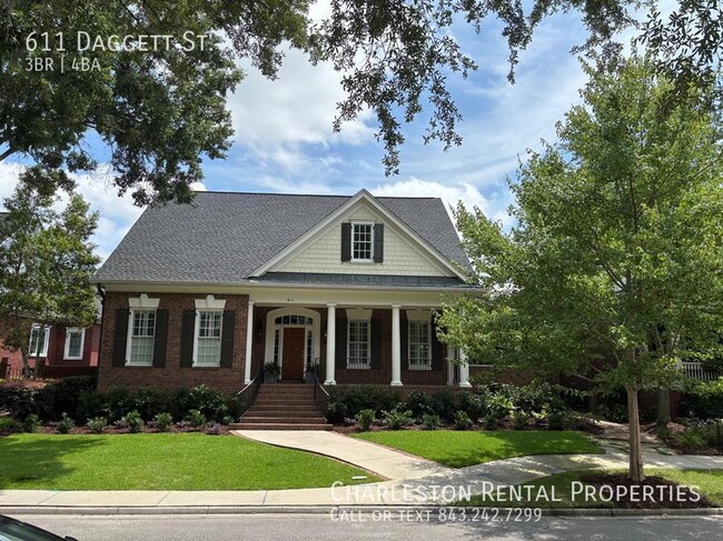 property at 611 Daggett St